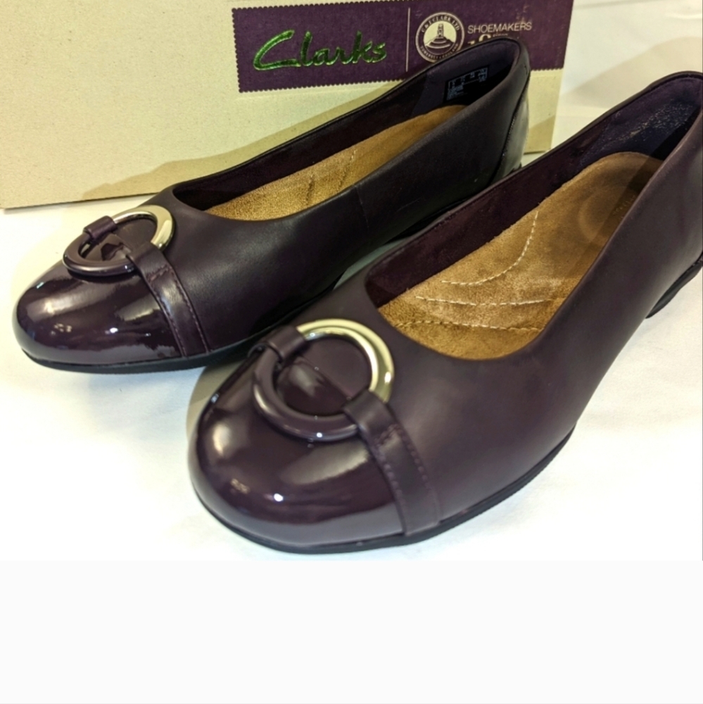 NWT Clarks Aubergine Leather Flats with Decorative Medallion